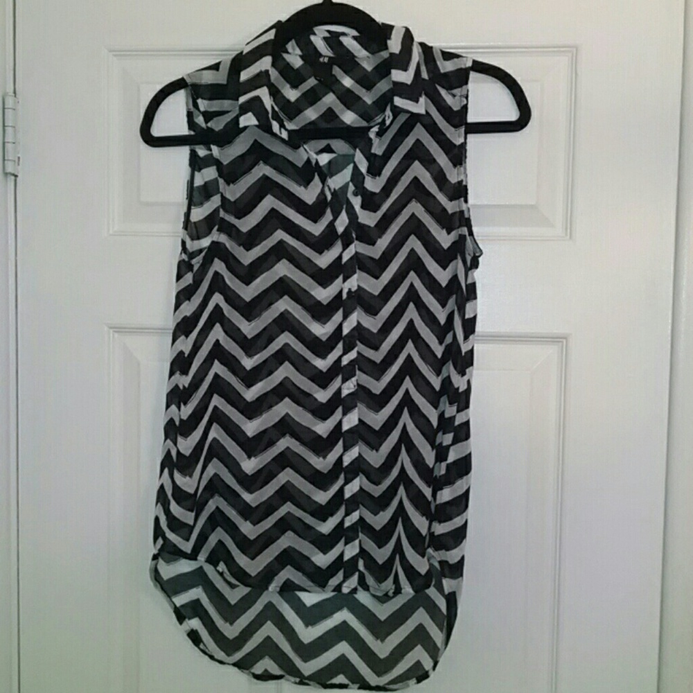 H&M Sheer Chevron Patterned Sleeveless Blouse